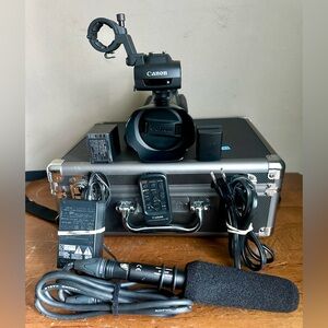 Canon XA10 Professional AVCHD 64GB Internal Flash Memory Photo Video Camcorder